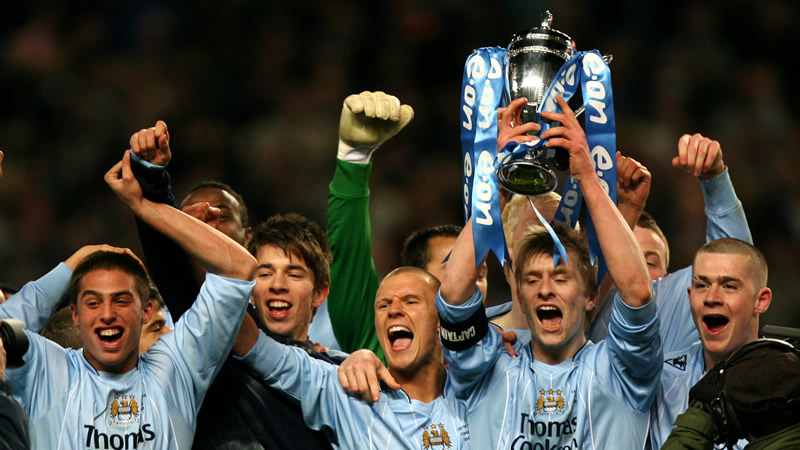 进入国家队模式，德保罗晒和梅西一起抵达集训营报到照片