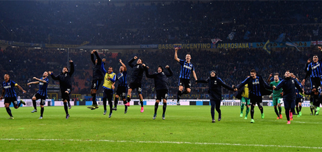 意甲最新动态：米兰锁定18岁新锋，国米仅落榜首一分