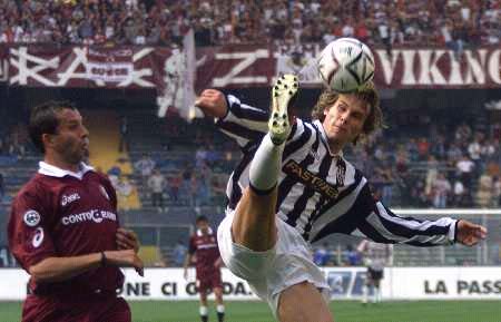 米兰名宿舍普琴科：莱奥可以在我那支米兰立足，能不能首发就不好说了