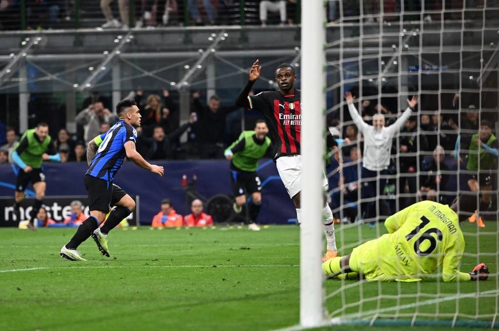 图赫尔：埃利奥特-安德森和赖斯互补得很好，我对他俩很满意