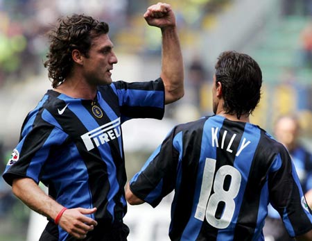 NBA球员数据榜：东契奇助攻领跑,