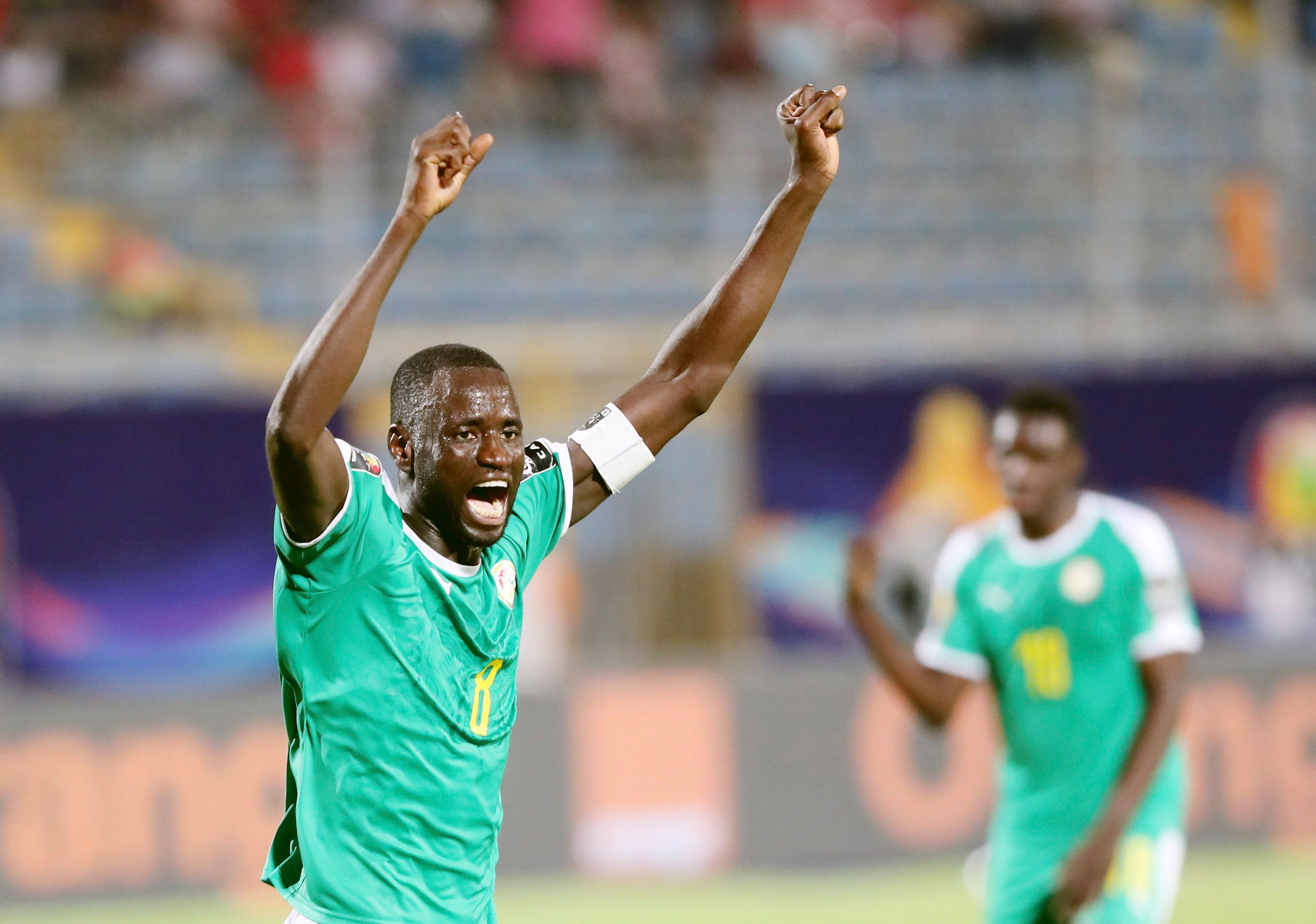 荷兰杯战报：特伦斯考绝杀，维特破门，海伦芬3-2费耶诺德（荷兰杯：特伦斯考绝杀，维特建功，海伦芬3-2力克费耶诺德）