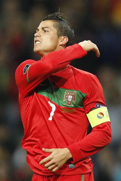 太阳报：穆德里克因宝马车违规贴膜被吊销驾照，罚款199镑