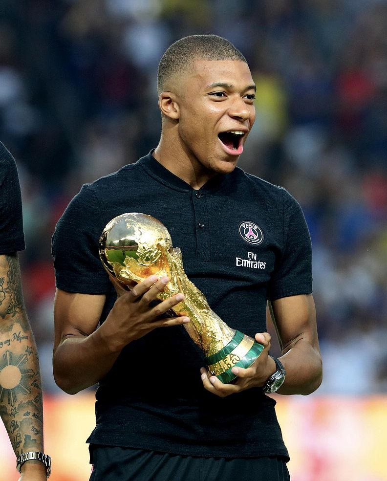 这队的传球流动太迷人