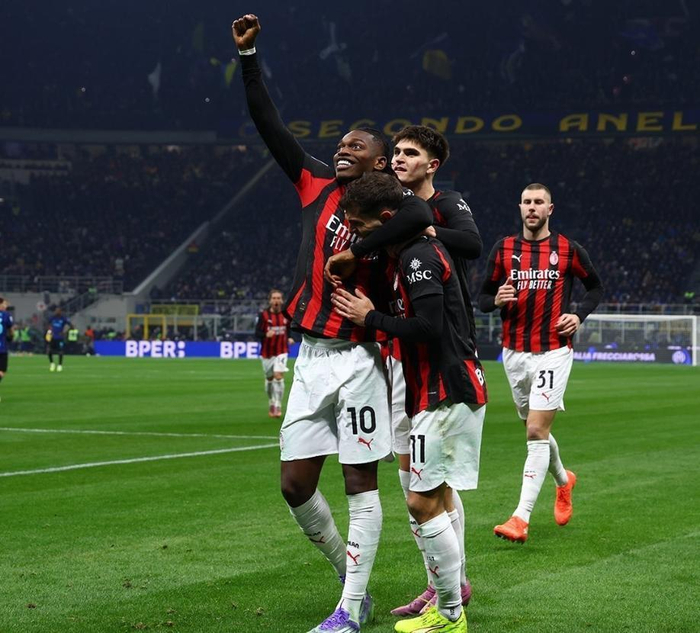 足球世界杯32强全部出炉，分档引巨大讨论