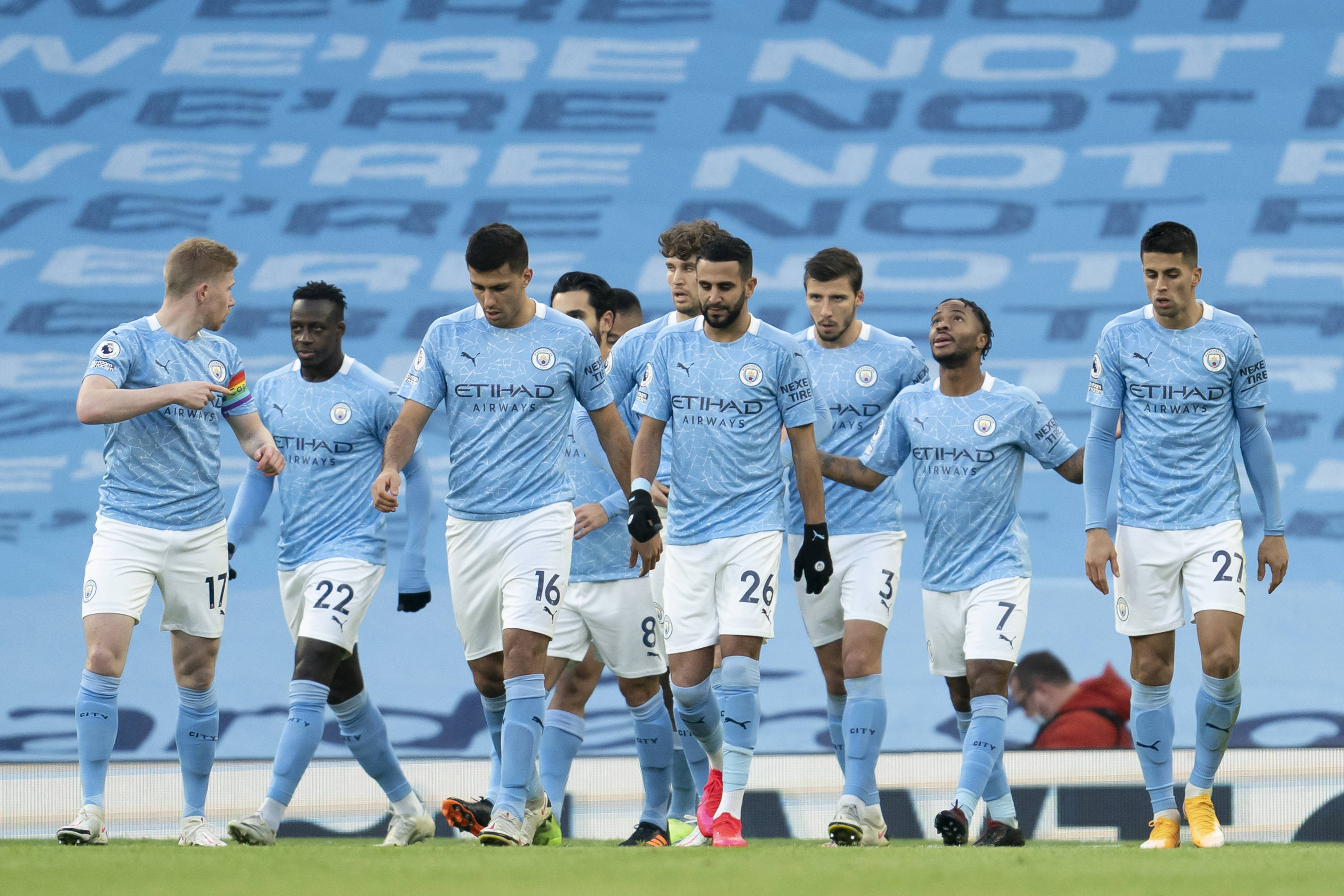 英格兰球员周薪排行榜：伊万-托尼42.3万镑居首，凯恩第二