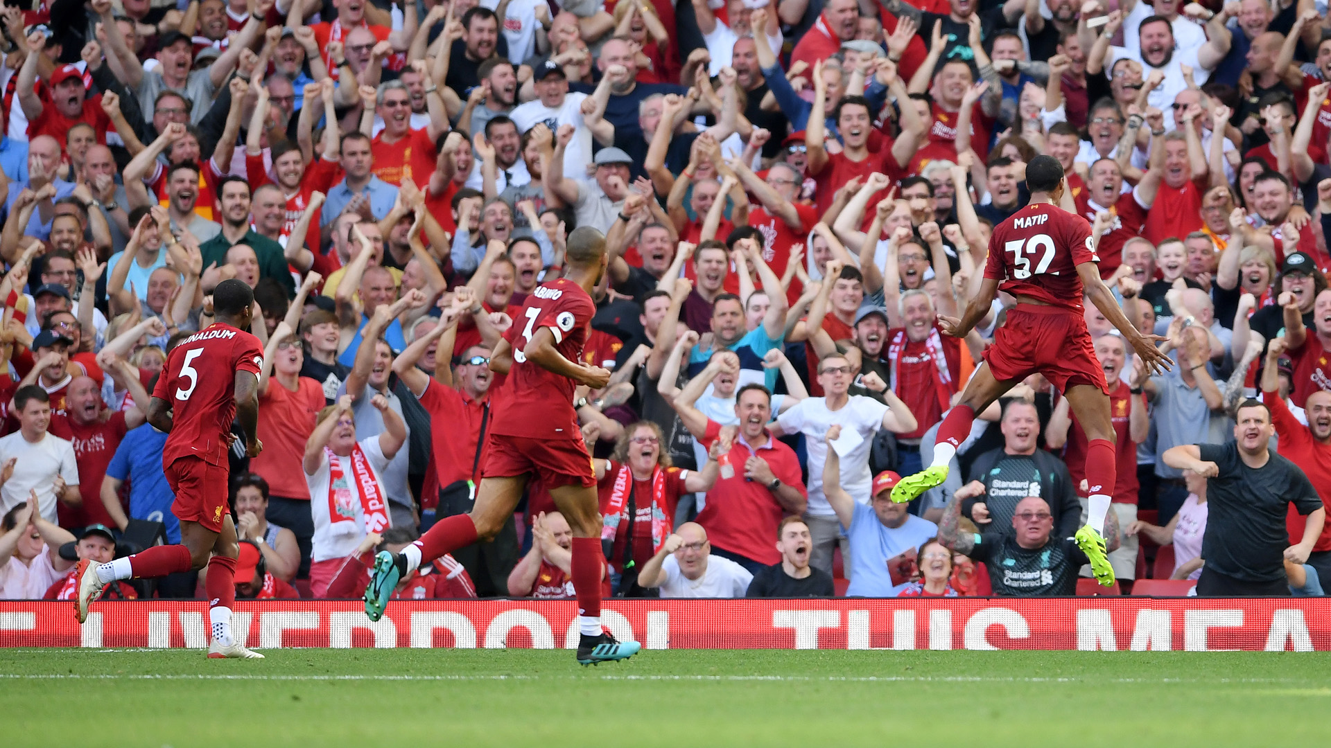 国际足联确认：2026年世界杯引进NFL规则，上下半场变四节制