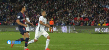 记者：梅西不考虑以球员身份回巴萨，若回归会是担任管理职务