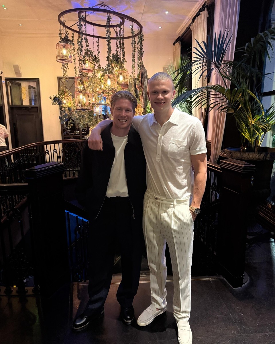 卡佩罗：卡拉菲奥里很像拉莫斯，我希望看到他在国家队踢后腰（卡佩罗称卡拉菲奥里颇似拉莫斯，盼其在国家队司职后腰）