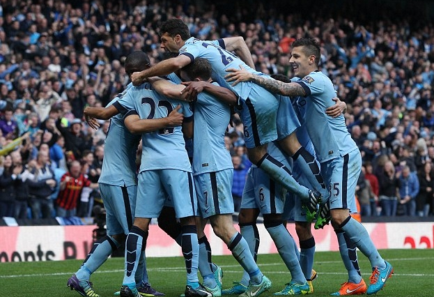 西甲半场：亚当斯闪击，索乌破门，塞维利亚2-0奥维耶多（西甲半场战报：亚当斯开场破门，索乌再下一城，塞维利亚2-0领先奥维耶多）