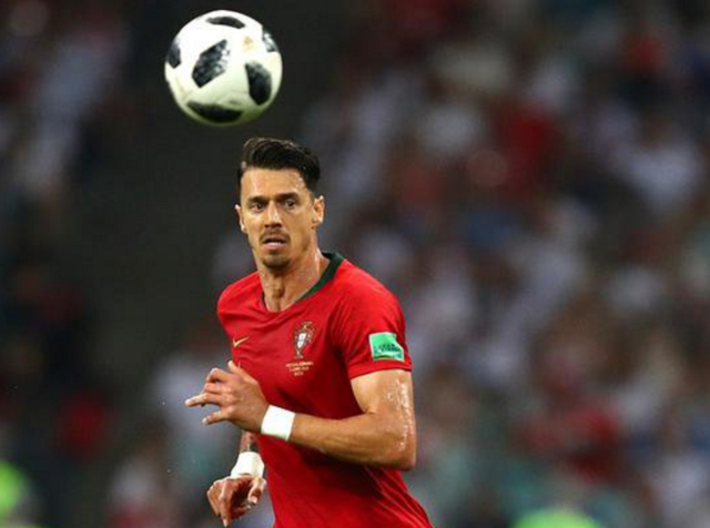 狼队战布伦特福德第32分钟才有射门，造英超6年最沉闷开局（狼队战布伦特福德至第32分钟才首射，刷新英超近六年最沉闷开局）